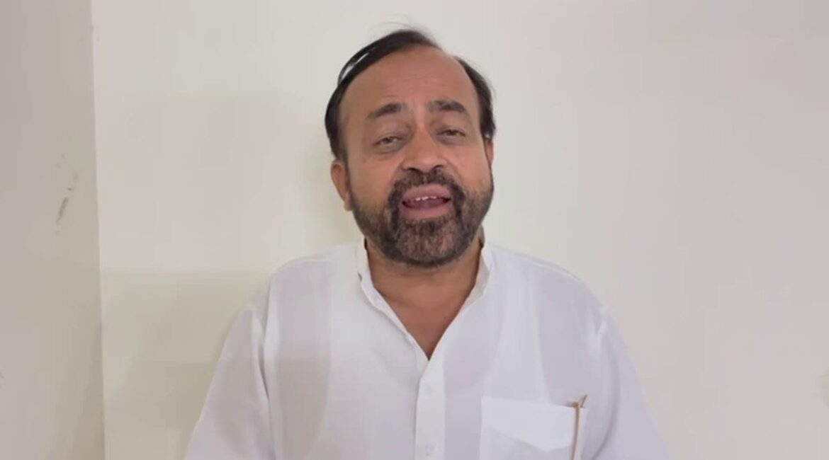 निकायों में SIR रोकने के फैसले पर विवाद ; याचिकाकर्ता बोले निर्वाचन आयोग मोहरा बन कर रहा काम निकायों में SIR रोकने के फैसले पर विवाद ; याचिकाकर्ता बोले निर्वाचन आयोग मोहरा बन कर रहा काम