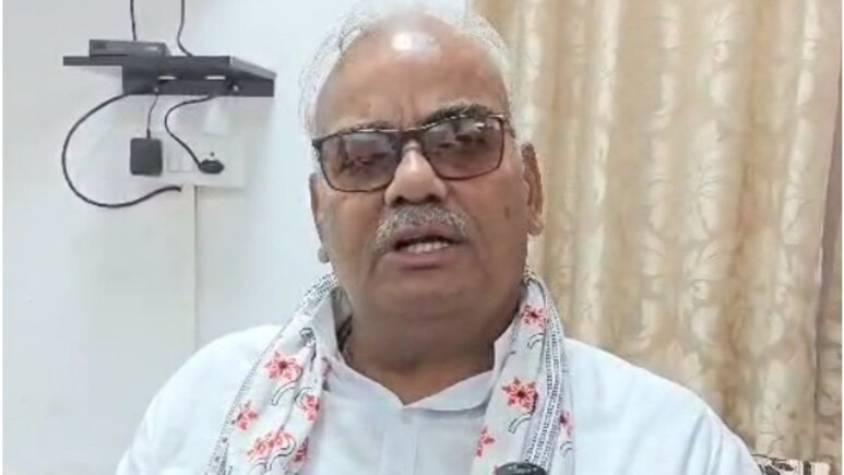 Rajasthan Politics: शिक्षा मंत्री दिलावर का डोटासरा पर सीधा आरोप, “कांग्रेस के समय पैसे लेकर होते थे शिक्षकों के तबादले” Rajasthan Politics: शिक्षा मंत्री दिलावर का डोटासरा पर सीधा आरोप, “कांग्रेस के समय पैसे लेकर होते थे शिक्षकों के तबादले”