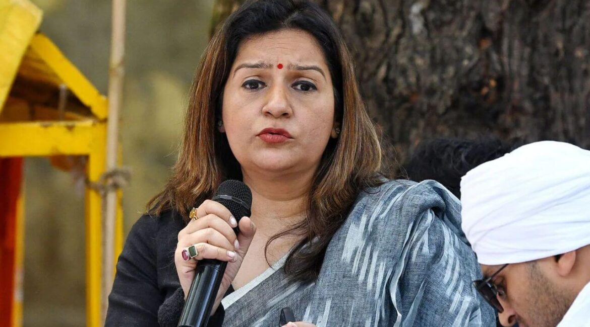 नवरात्रि में मांस की बिक्री पर बैन से भड़कीं शिवसेना-UBT सांसद प्रियंका चतुर्वेदी, कहा- ‘अधिकारी तारीफ बटोरने के…’ नवरात्रि में मांस की बिक्री पर बैन से भड़कीं शिवसेना-UBT सांसद प्रियंका चतुर्वेदी, कहा- ‘अधिकारी तारीफ बटोरने के…’