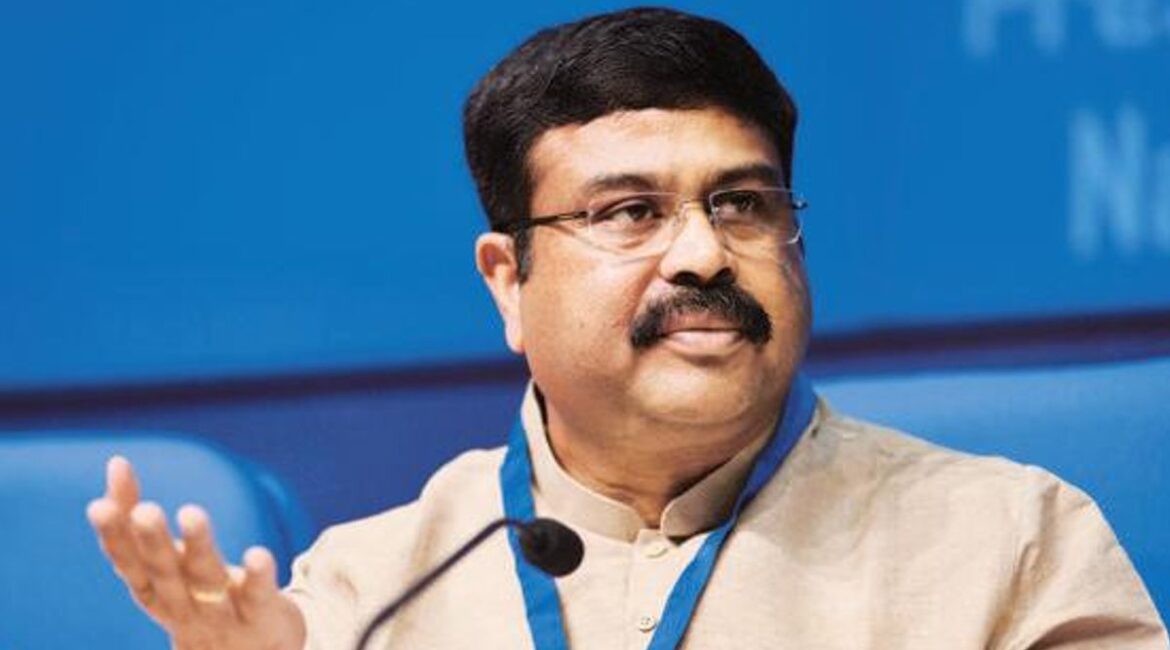 ओडिशा से हरियाणा तक के नतीजे हैं गवाही, अब बिहार में बीजेपी ने लगाया दांव, धर्मेंद्र प्रधान का नाम है जीत की गारंटी… ओडिशा से हरियाणा तक के नतीजे हैं गवाही, अब बिहार में बीजेपी ने लगाया दांव, धर्मेंद्र प्रधान का नाम है जीत की गारंटी…