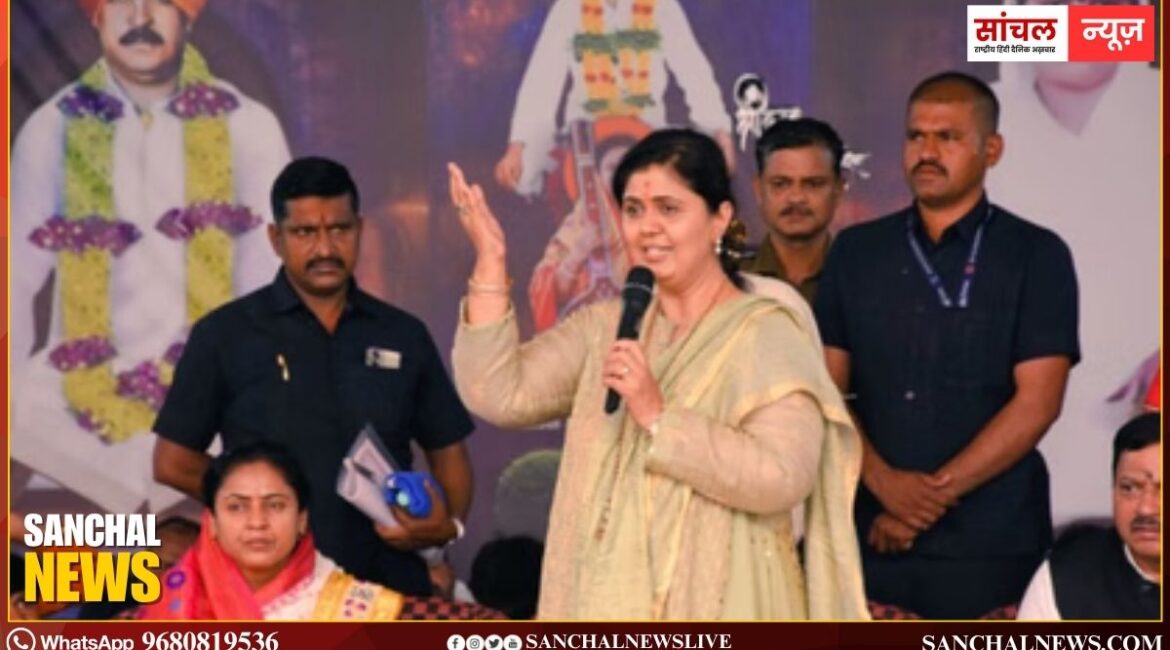 Maharashtra: मंत्री पंकजा मुंडे का बयान; ‘मैंने कभी जरांगे के खिलाफ कुछ नहीं कहा, मराठा-ओबीसी एकता की जरूरत’, Maharashtra: मंत्री पंकजा मुंडे का बयान; ‘मैंने कभी जरांगे के खिलाफ कुछ नहीं कहा, मराठा-ओबीसी एकता की जरूरत’,