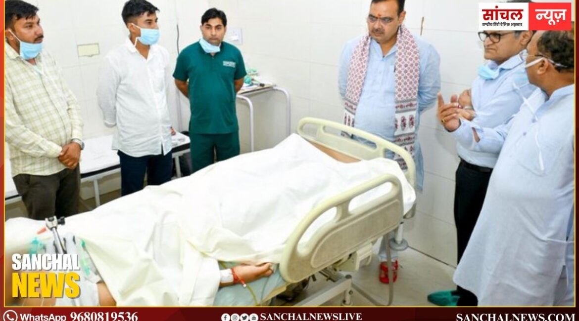 SMS अस्पताल पहुंचे सीएम भजनलाल, विधानसभा अध्यक्ष वासुदेव देवनानी की पत्नी इंदिरा देवनानी का हालचाल जाना SMS अस्पताल पहुंचे सीएम भजनलाल, विधानसभा अध्यक्ष वासुदेव देवनानी की पत्नी इंदिरा देवनानी का हालचाल जाना