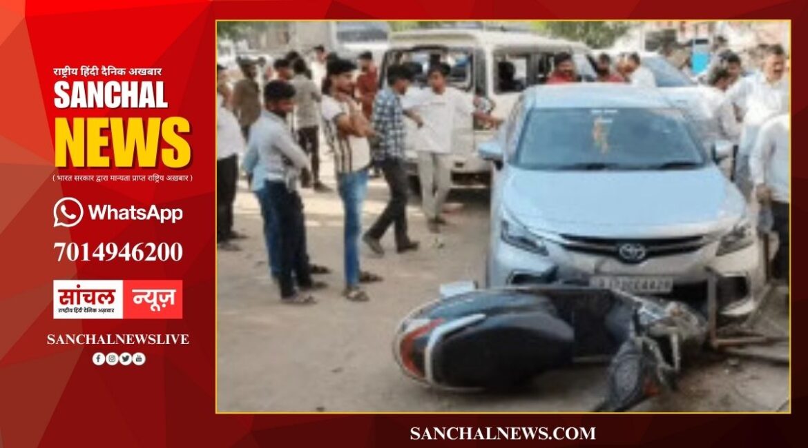 बदमाशों ने होटल के बाहर खड़ी स्कॉर्पियो, कार और स्कूटी पर हमला कर तोड़फोड़, पिकअप सवार हमलावरों ने होटल के बाहर मचाया उत्पात