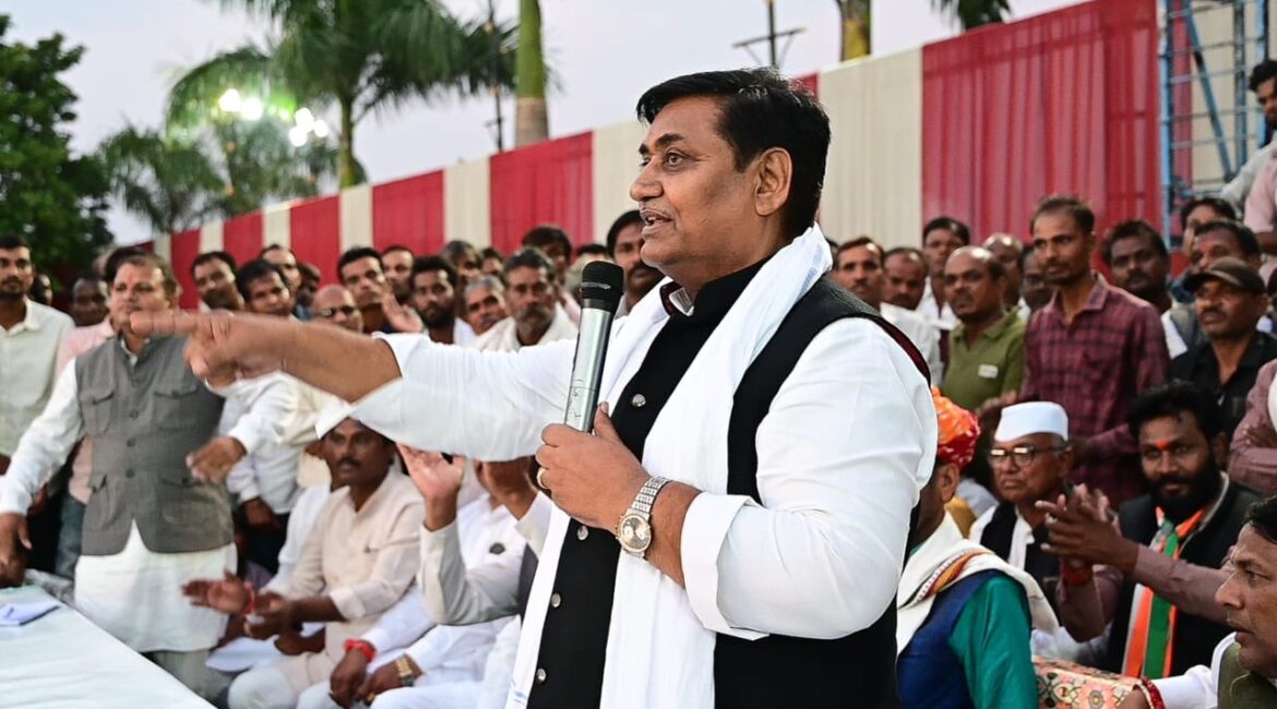 “ब्यूरोक्रेसी चला रही भजनलाल सरकार” डोटासरा बोले- जानबूझकर निकाय चुनाव टाल रही है सरकार “ब्यूरोक्रेसी चला रही भजनलाल सरकार” डोटासरा बोले- जानबूझकर निकाय चुनाव टाल रही है सरकार