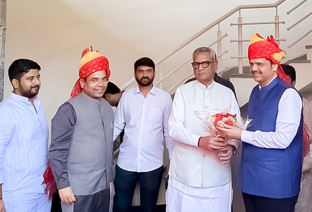 बाली: सिक्किम के राज्यपाल ओम माथुर की पोती की शादी समारोह में महाराष्ट्र के मुख्यमंत्री फडणवीस शामिल हुए, सादड़ी – देसूरी ड्रोन पर पाबंदी