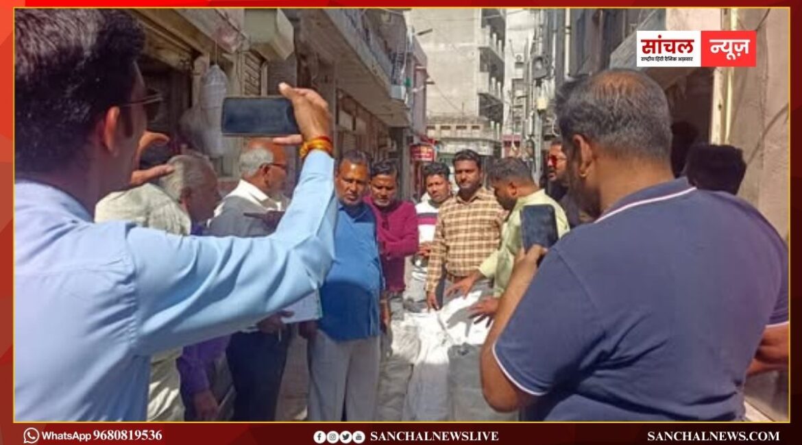 पाली: सिंगल यूज़ प्लास्टिक के विरुद्ध निगम का अभियान, प्लास्टिक के थौक विक्रेता दूकान दारों पर छापा