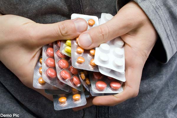 घटिया गुणवत्ता वाले 5 दवाइयों की बिक्री पर रोक; राजस्थान ड्रग कंट्रोल विभाग की कार्रवाई घटिया गुणवत्ता वाले 5 दवाइयों की बिक्री पर रोक; राजस्थान ड्रग कंट्रोल विभाग की कार्रवाई