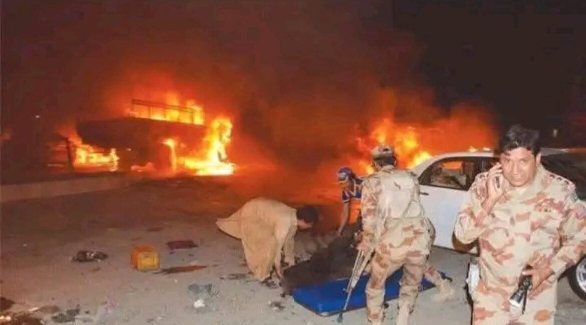 आत्मघाती हमले से दहल उठा पाकिस्तान, BLF ने सैन्य ठिकाने को बनाया निशाना, अपने ही जाल में फंसा पाकिस्तान