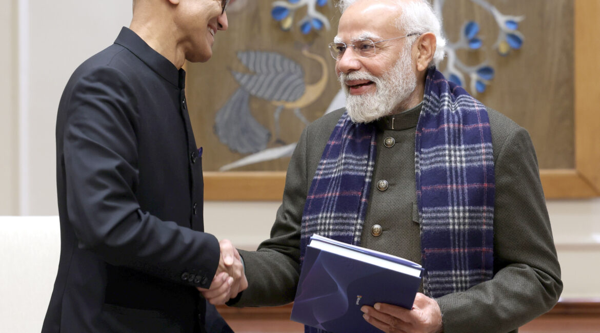भारत में एशिया का सबसे बड़ा निवेश करेगा माइक्रोसॉफ्ट; CEO सत्या नडेला ने PM मोदी से की मुलाकात, भारत को लेकर आशावादी है दुनिया- पीएम मोदी भारत में एशिया का सबसे बड़ा निवेश करेगा माइक्रोसॉफ्ट; CEO सत्या नडेला ने PM मोदी से की मुलाकात, भारत को लेकर आशावादी है दुनिया- पीएम मोदी