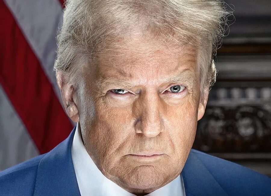 डोनाल्ड ट्रंप का बड़ा बयान: US ने सीरिया में चलाया ‘ऑपरेशन हॉकआई स्ट्राइक’, IS के 70 ठिकानों को किए तबाह