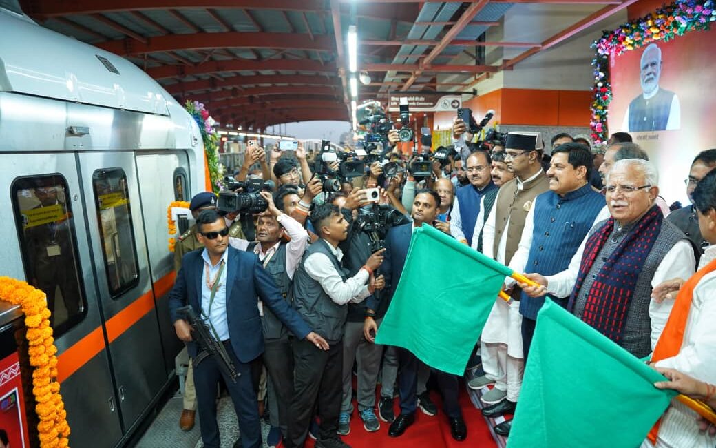 Bhopal Metro: देश का 26वां मेट्रो शहर बना भोपाल, मेट्रो के पहले चरण के प्रायोरिटी कॉरिडोर का उद्घाटन, मंत्री बाेले- भारत मेट्रो नेटवर्क में अमेरिका को पीछे… Bhopal Metro: देश का 26वां मेट्रो शहर बना भोपाल, मेट्रो के पहले चरण के प्रायोरिटी कॉरिडोर का उद्घाटन, मंत्री बाेले- भारत मेट्रो नेटवर्क में अमेरिका को पीछे…