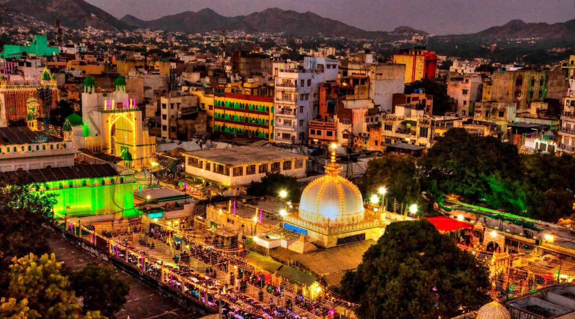 ख्वाजा गरीब नवाज के 814वें उर्स की अनौपचारिक शुरुआत;  झंडे की रस्म के दौरान सुरक्षा के पुख्ता इंतजाम