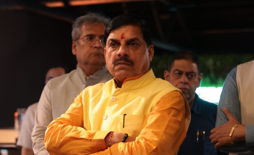 G RAM G: CM मोहन यादव का कांग्रेस पर तीखा हमला, पूछा- कांग्रेस को भगवान राम के नाम से आपत्ति क्यों G RAM G: CM मोहन यादव का कांग्रेस पर तीखा हमला, पूछा- कांग्रेस को भगवान राम के नाम से आपत्ति क्यों