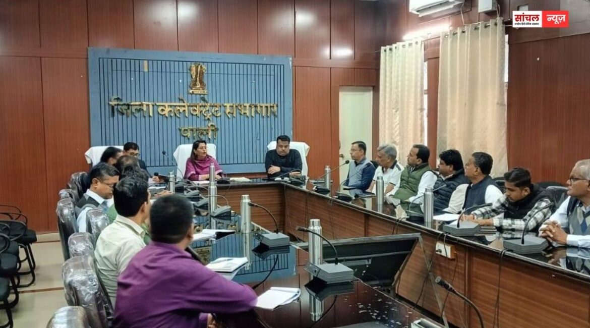 रोल पर्यवेक्षक डॉ सिंह की अध्यक्षता में विशेष गहन पुनरीक्षण 2026 को लेकर मान्यता प्राप्त राजनैतिक दलों के साथ बैठक रोल पर्यवेक्षक डॉ सिंह की अध्यक्षता में विशेष गहन पुनरीक्षण 2026 को लेकर मान्यता प्राप्त राजनैतिक दलों के साथ बैठक