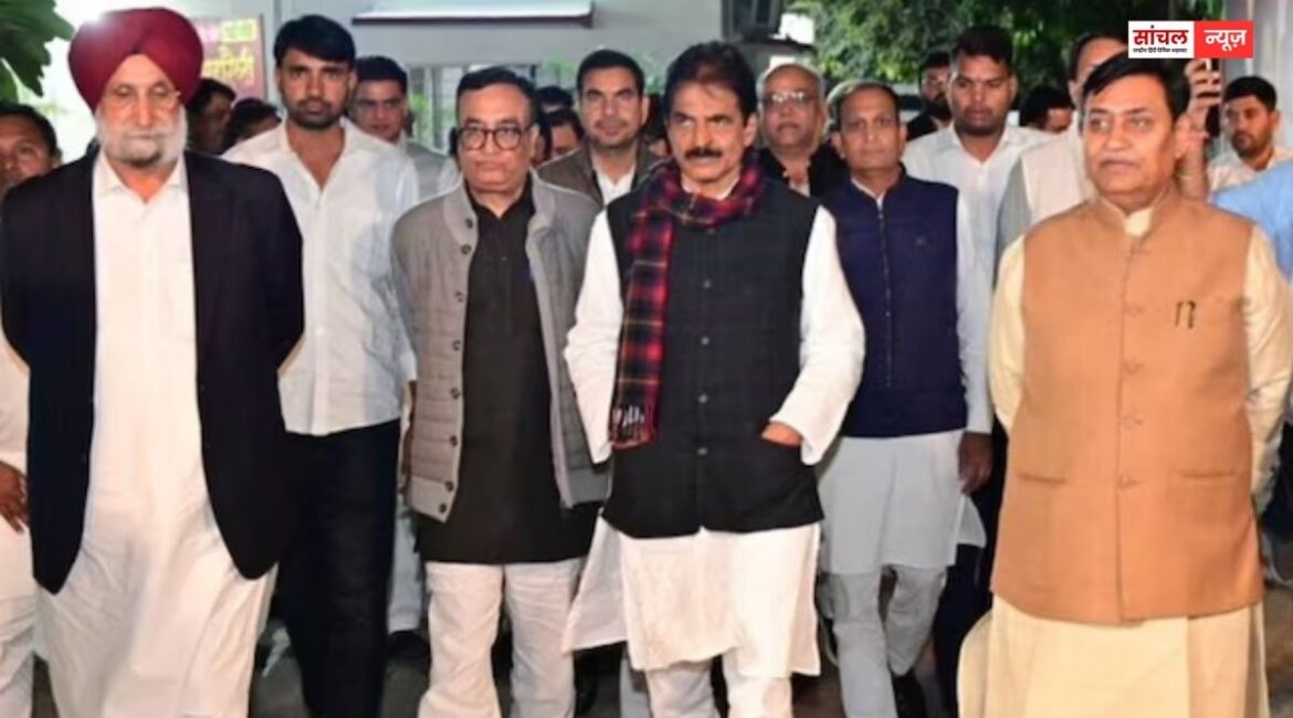 50 हजार से अधिक राजस्थान कांग्रेस कार्यकर्ता दिल्ली की महारैली में लेंगे भाग; बसों में भरकर जत्थे हुए रवाना 50 हजार से अधिक राजस्थान कांग्रेस कार्यकर्ता दिल्ली की महारैली में लेंगे भाग; बसों में भरकर जत्थे हुए रवाना