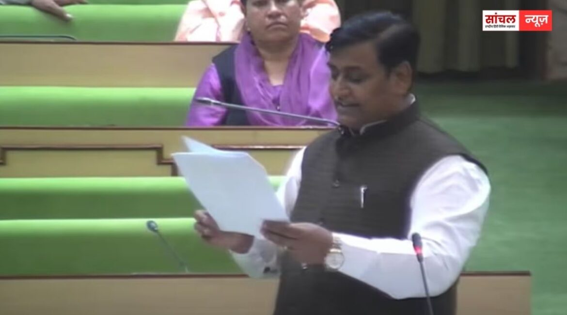 दम है तो 12 साल के पेपर लीक की CBI जांच कराए सरकार, विधानसभा में दिलावर से भिड़े डोटासरा दम है तो 12 साल के पेपर लीक की CBI जांच कराए सरकार, विधानसभा में दिलावर से भिड़े डोटासरा