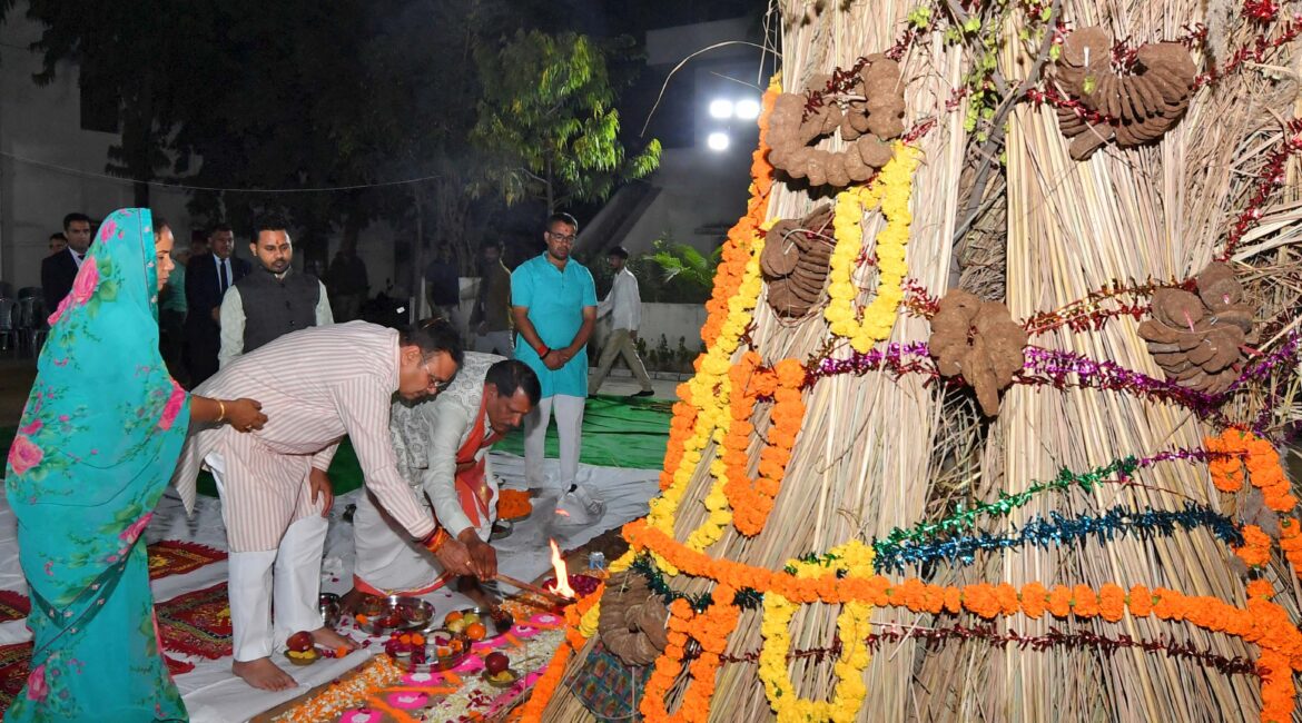 भजनलाल शर्मा ने की प्रदेशवासियों की खुशहाली एवं सुख-समृद्धि की कामना भजनलाल शर्मा ने की प्रदेशवासियों की खुशहाली एवं सुख-समृद्धि की कामना