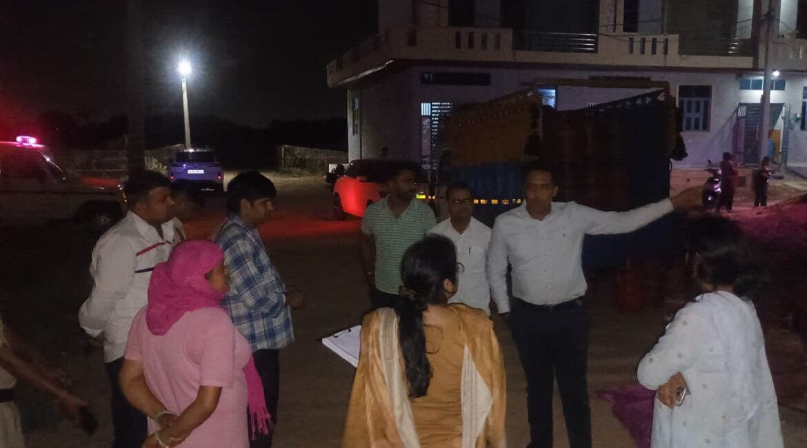 घरेलू एलपीजी के दुरुपयोग व कालाबाजारी पर जिला रसद अधिकारी का बड़ा एक्शन घरेलू एलपीजी के दुरुपयोग व कालाबाजारी पर जिला रसद अधिकारी का बड़ा एक्शन